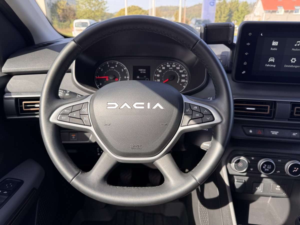 Fahrzeugbild eines Dacia Jogger