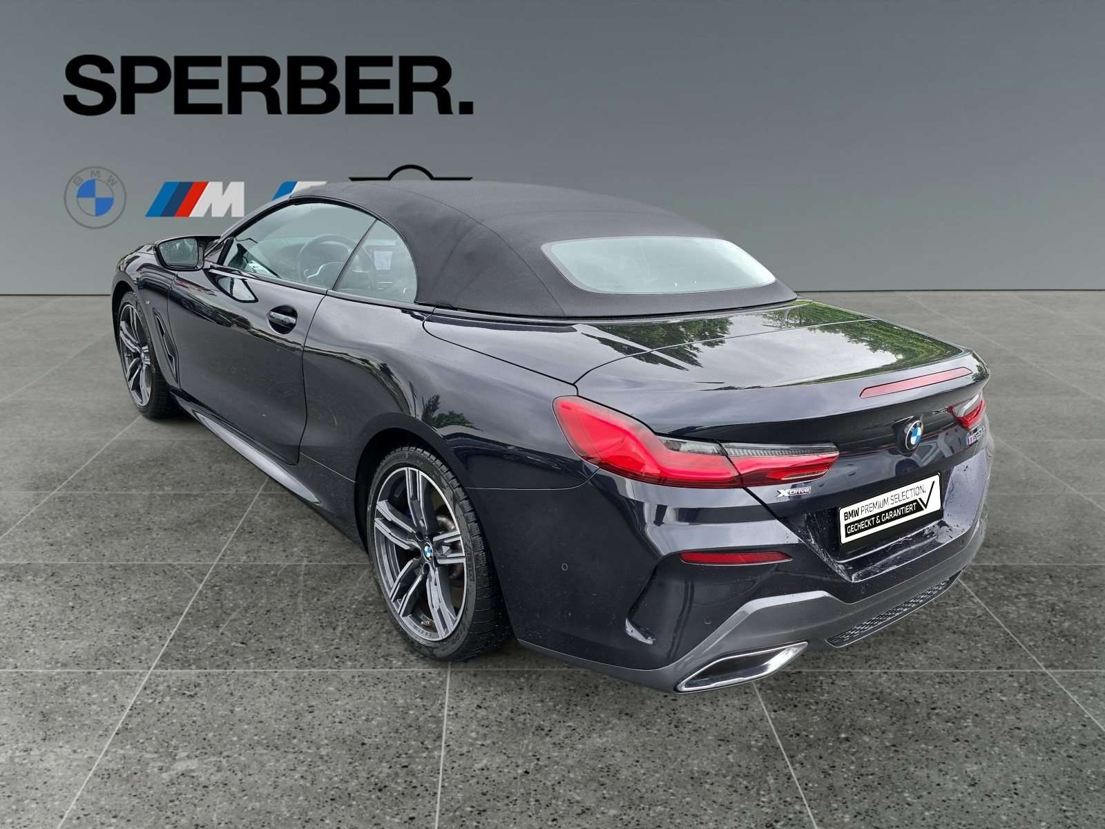 Fahrzeugbild eines BMW 8er-Reihe