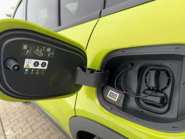 Fahrzeugbild eines Abarth 600 Elektro