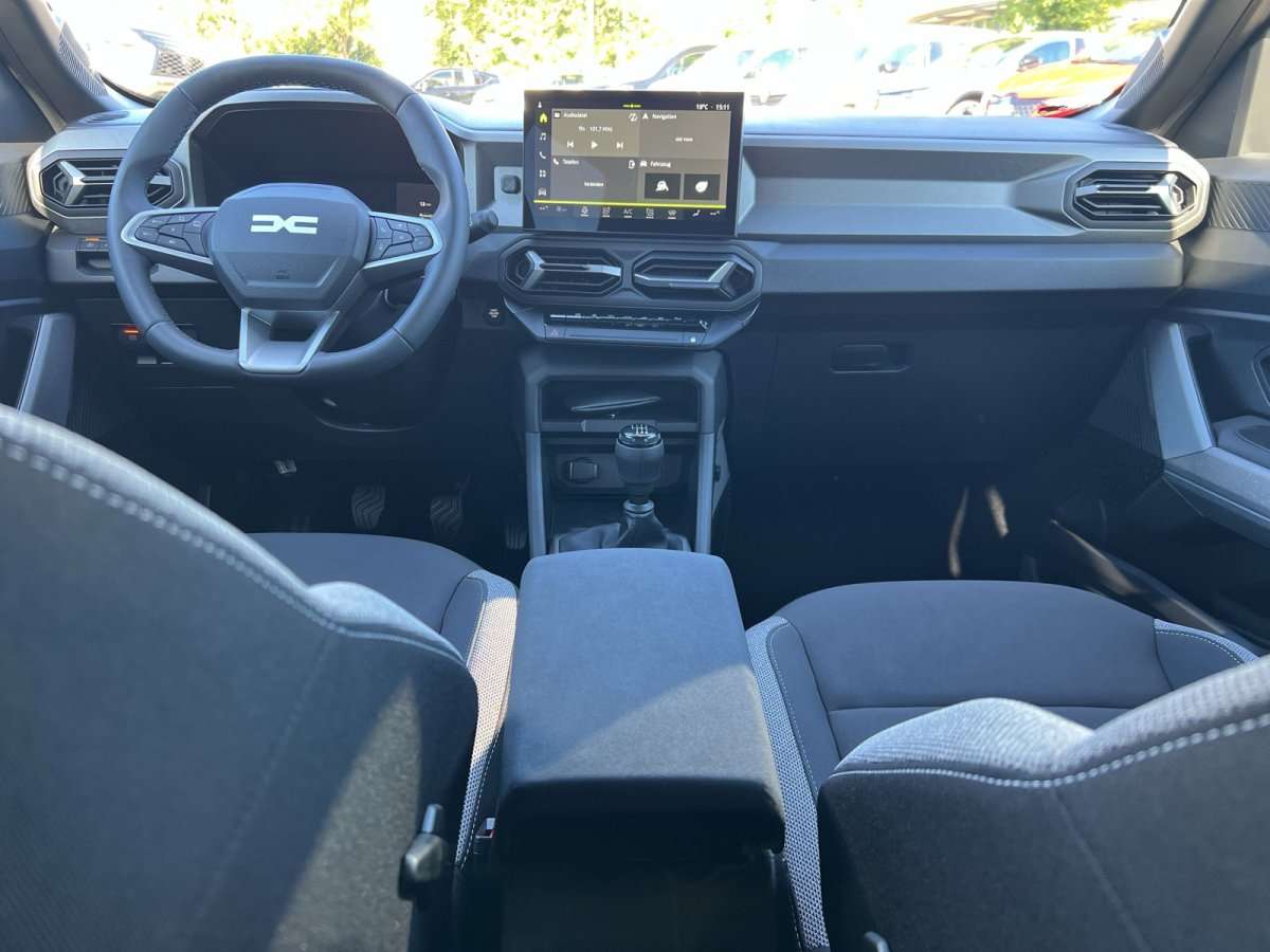 Fahrzeugbild eines Dacia Bigster