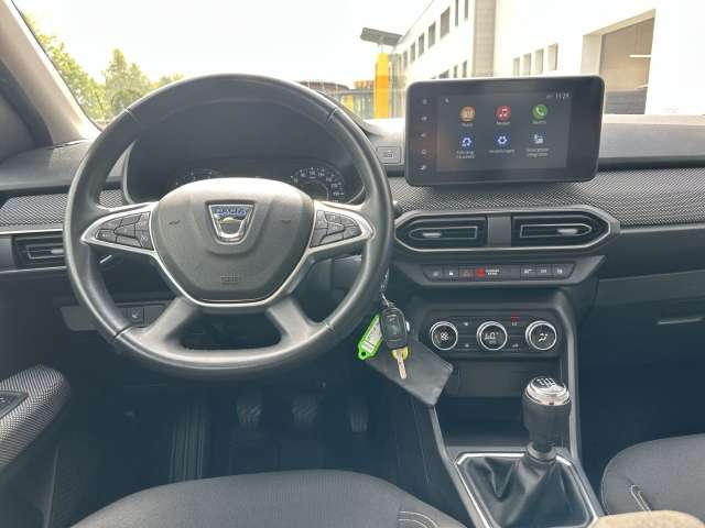 Fahrzeugbild eines Dacia Jogger
