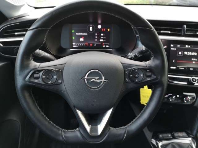 Fahrzeugbild eines Opel Corsa