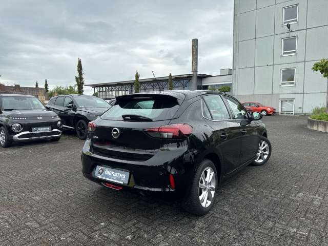 Fahrzeugbild eines Opel Corsa