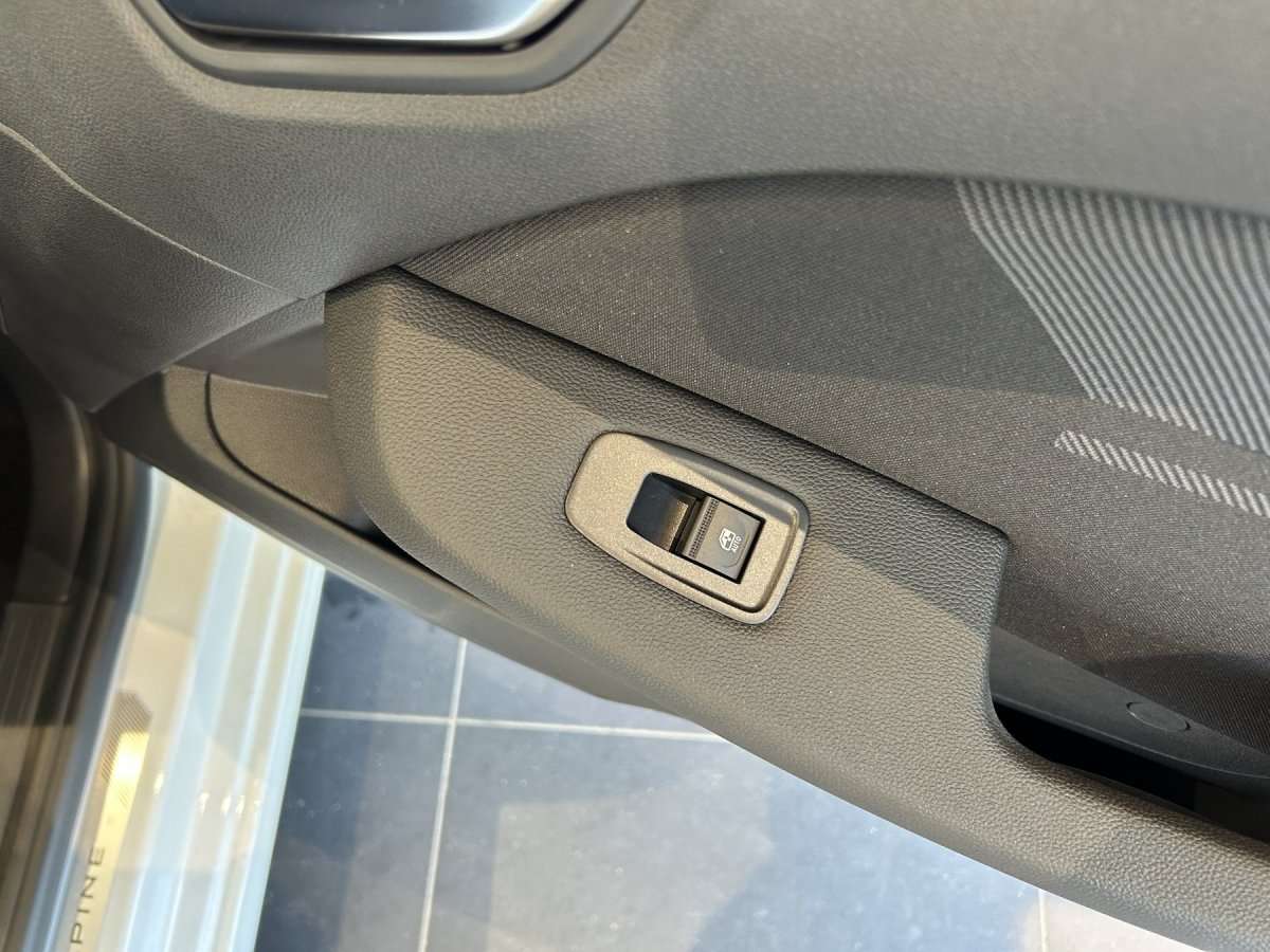 Fahrzeugbild eines Renault Clio