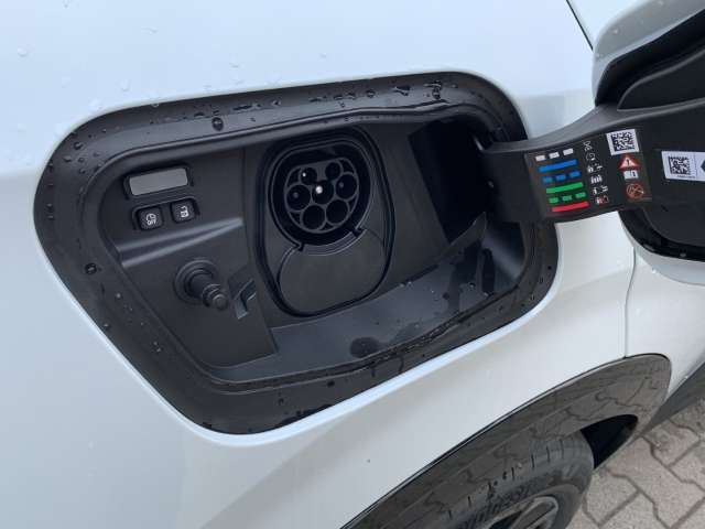 Fahrzeugbild eines Renault Rafale