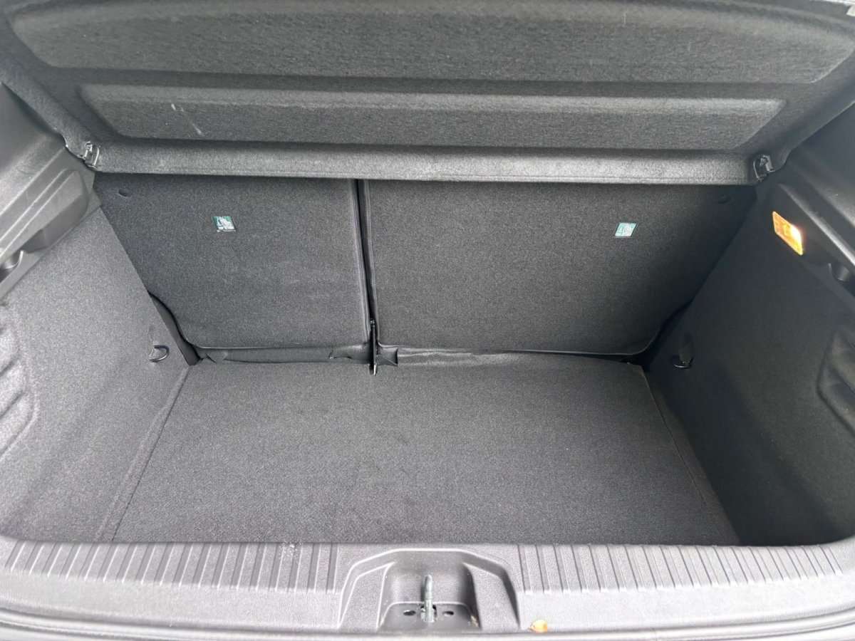 Fahrzeugbild eines Renault Clio