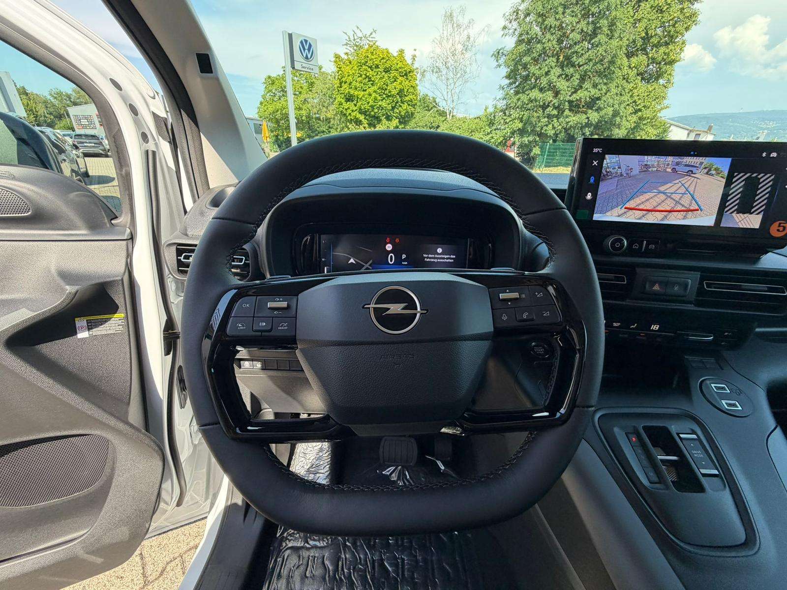 Fahrzeugbild eines Opel Combo Life