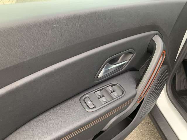 Fahrzeugbild eines Dacia Duster