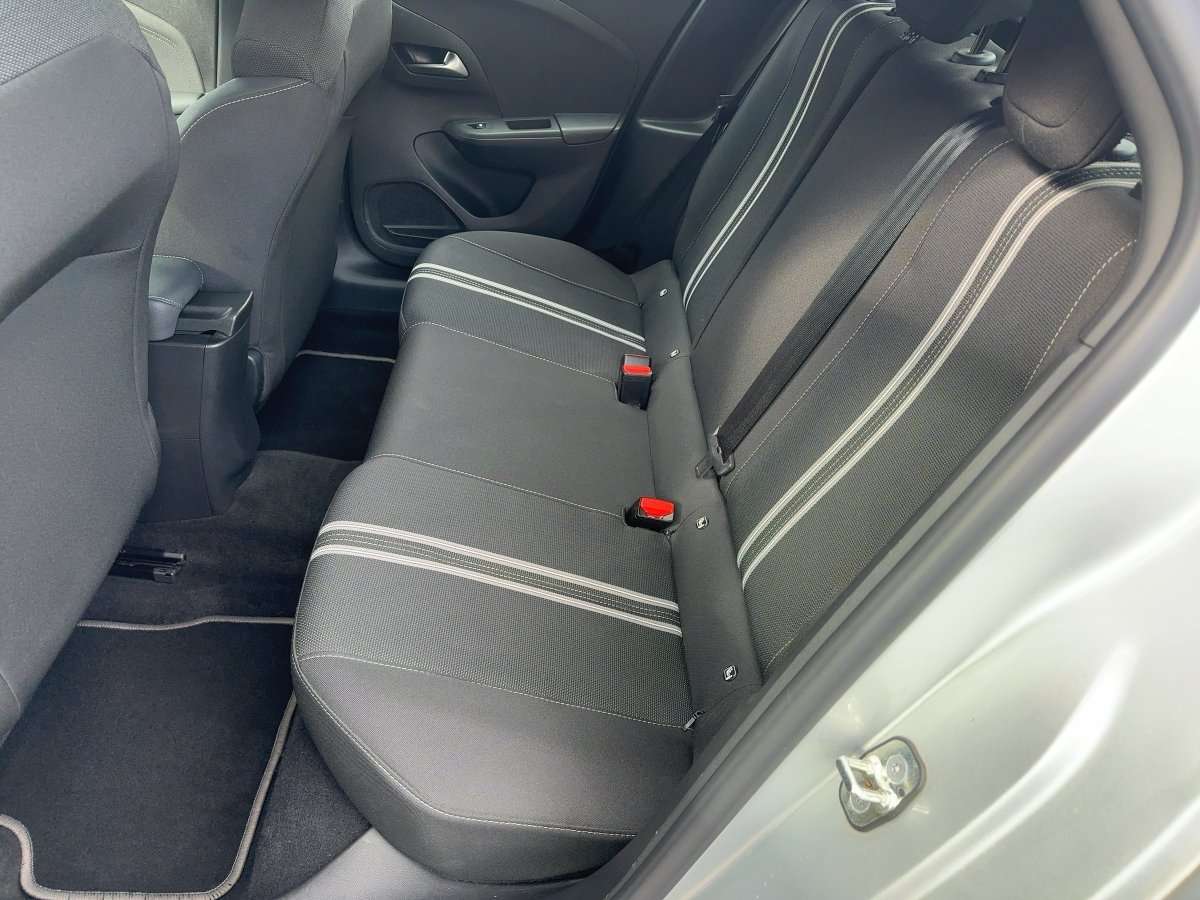 Fahrzeugbild eines Opel Corsa