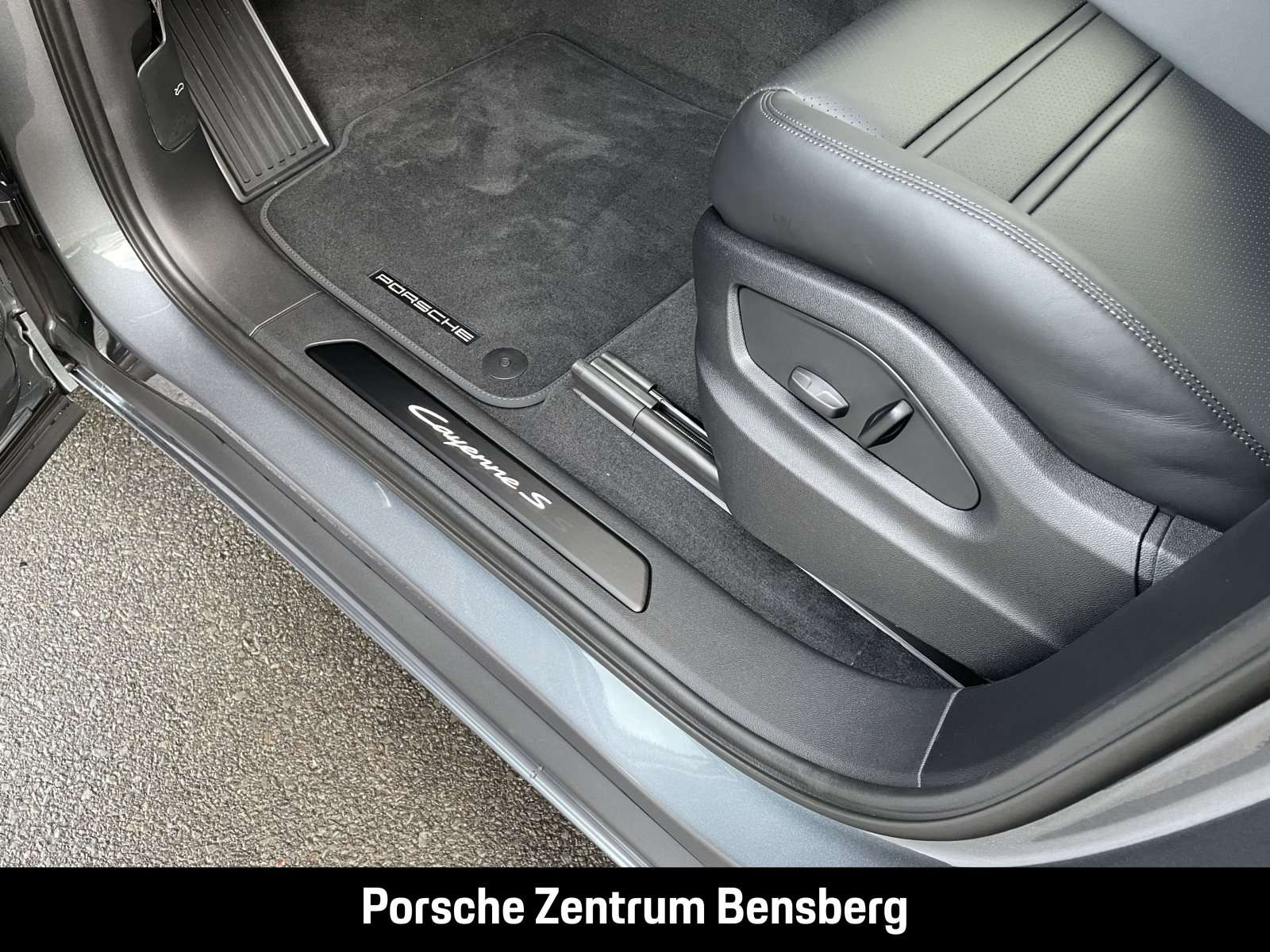 Fahrzeugbild eines Porsche Cayenne