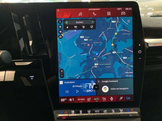 Fahrzeugbild eines Renault Scenic E-TECH