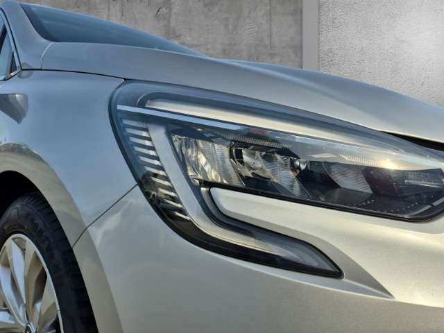 Fahrzeugbild eines Renault Clio