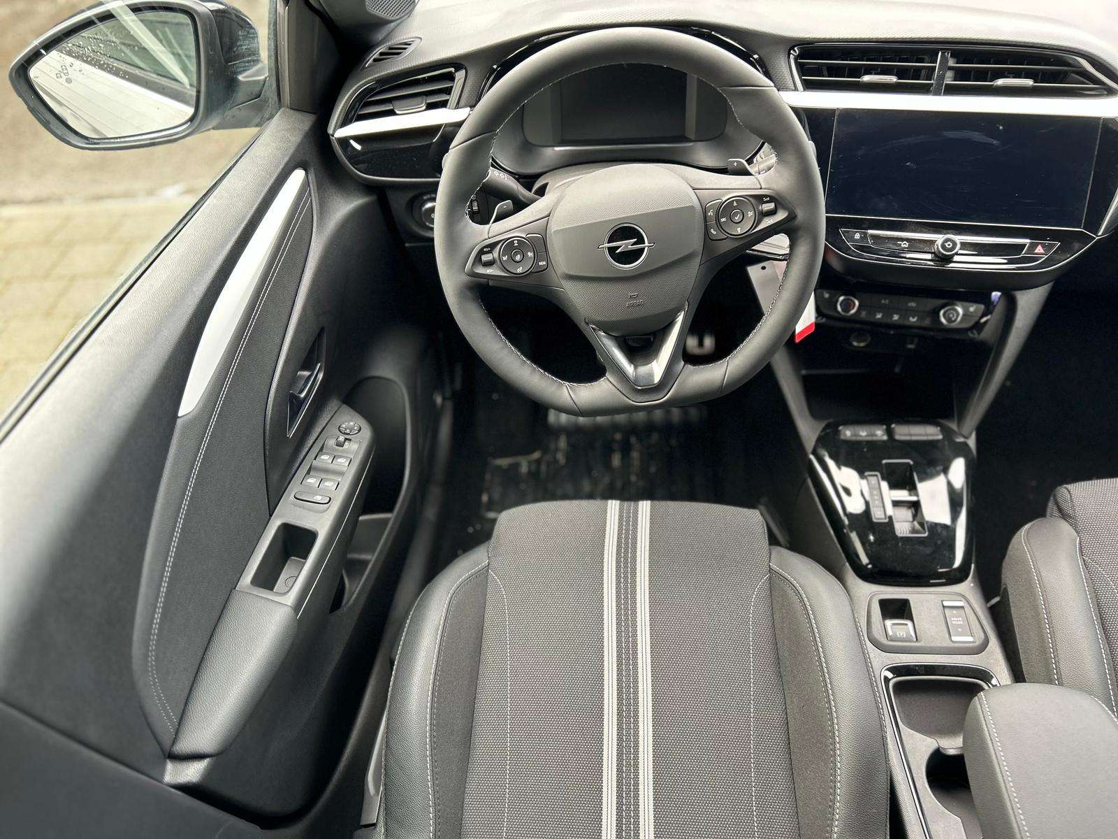 Fahrzeugbild eines Opel Corsa