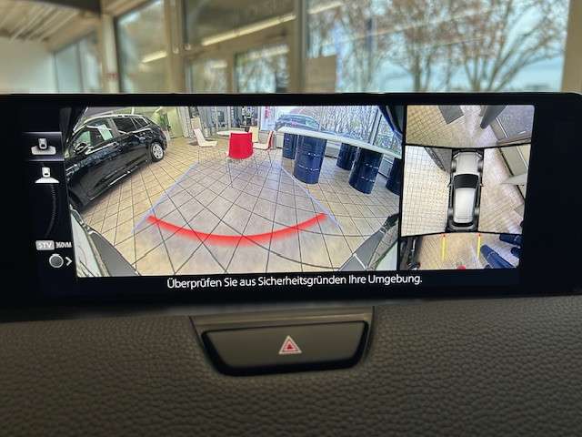 Fahrzeugbild eines Mazda CX-60