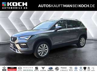 Schräge Frontansicht auf einen SEAT Ateca , freigestellt