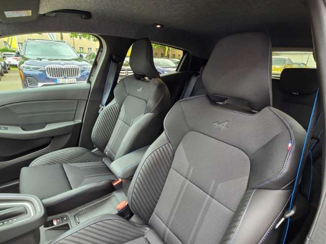 Fahrzeugbild eines Renault Clio