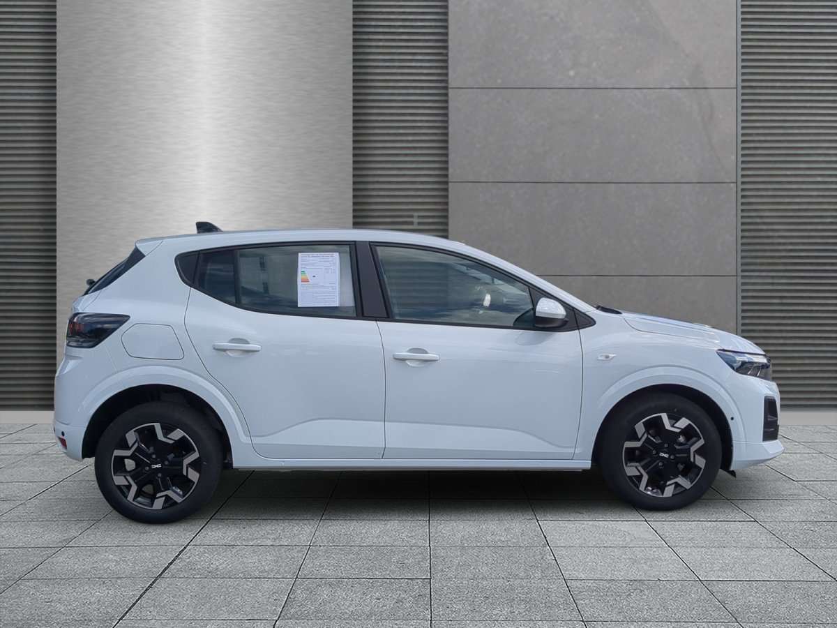 Fahrzeugbild eines Dacia Sandero