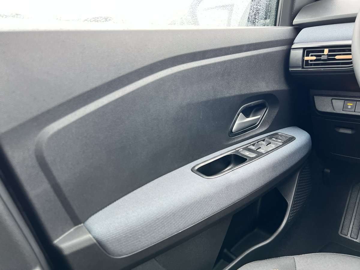 Fahrzeugbild eines Dacia Sandero
