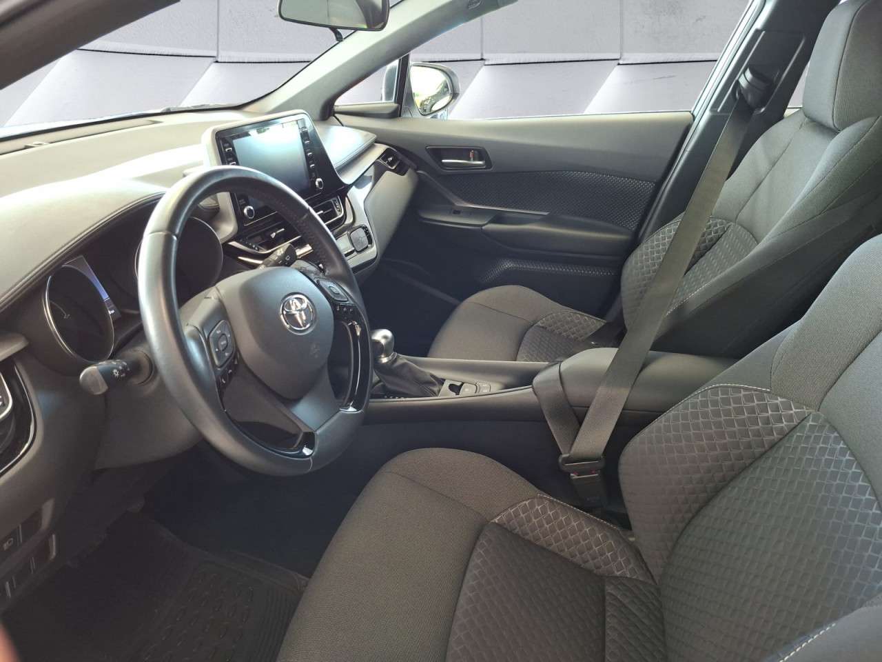 Fahrzeugbild eines Toyota C-HR