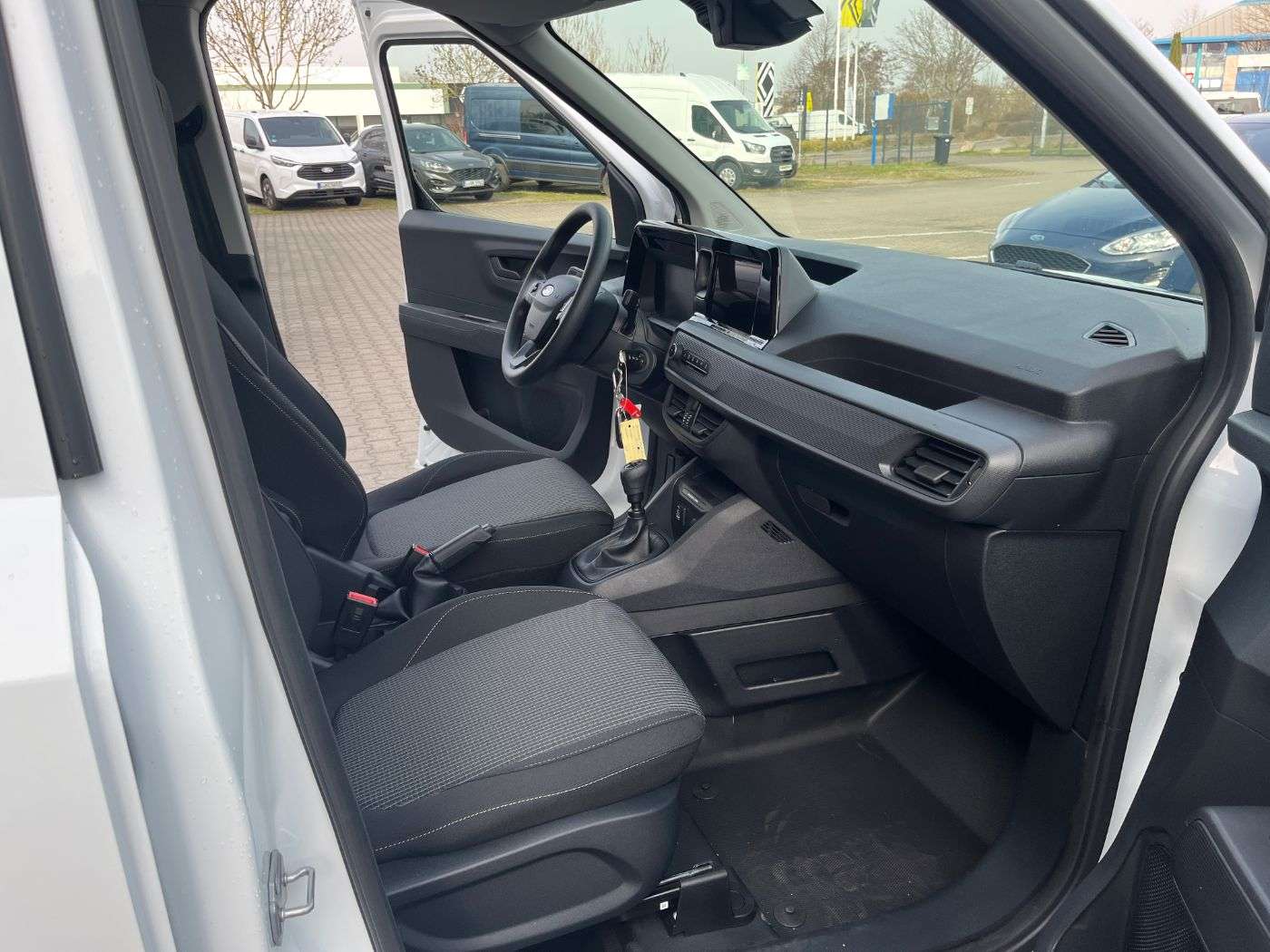 Fahrzeugbild eines Ford Transit Courier