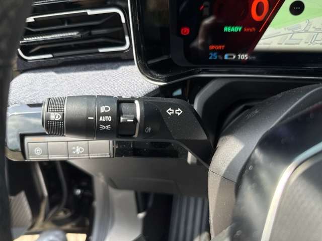 Fahrzeugbild eines Renault 5 E-TECH
