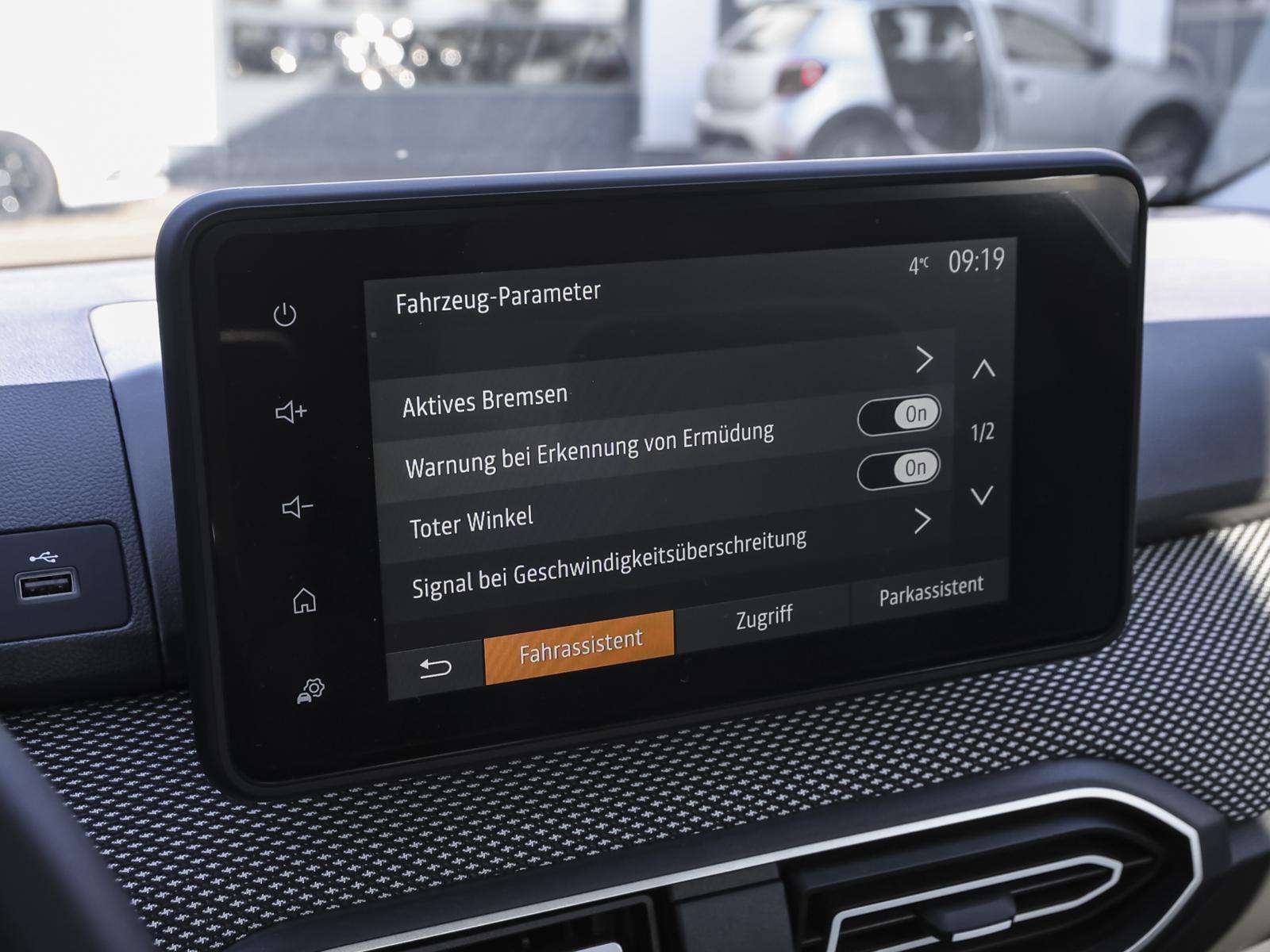 Fahrzeugbild eines Dacia Sandero