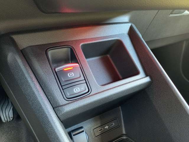 Fahrzeugbild eines Renault 5 E-TECH