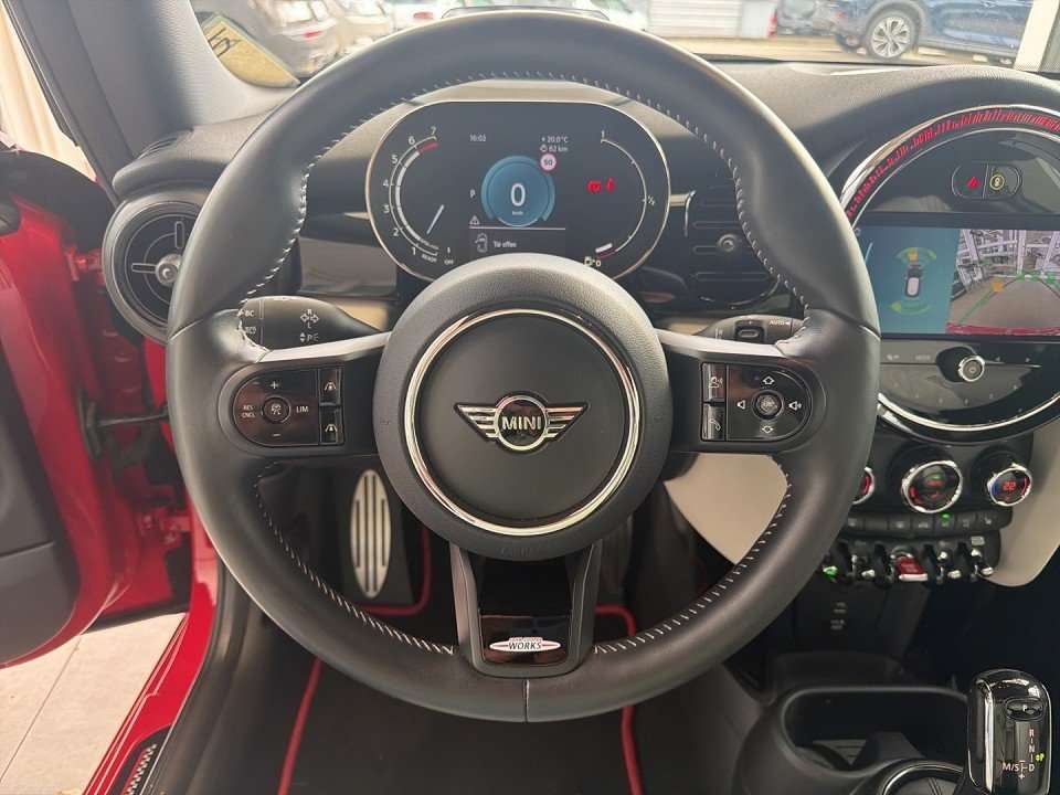 Fahrzeugbild eines MINI COOPER