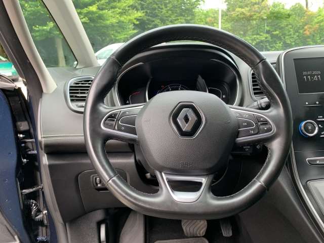 Fahrzeugbild eines Renault Scénic