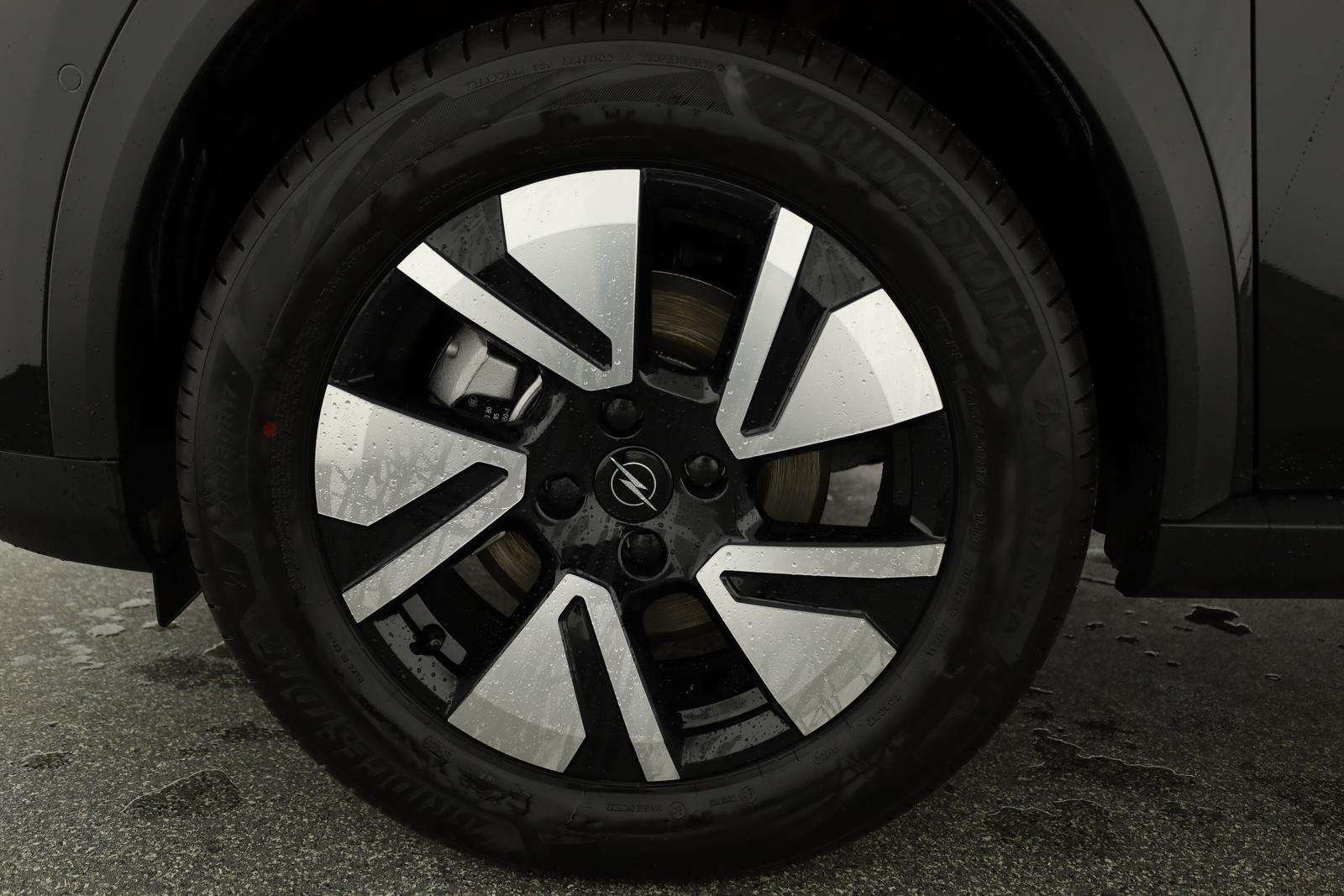 Fahrzeugbild eines Opel Frontera