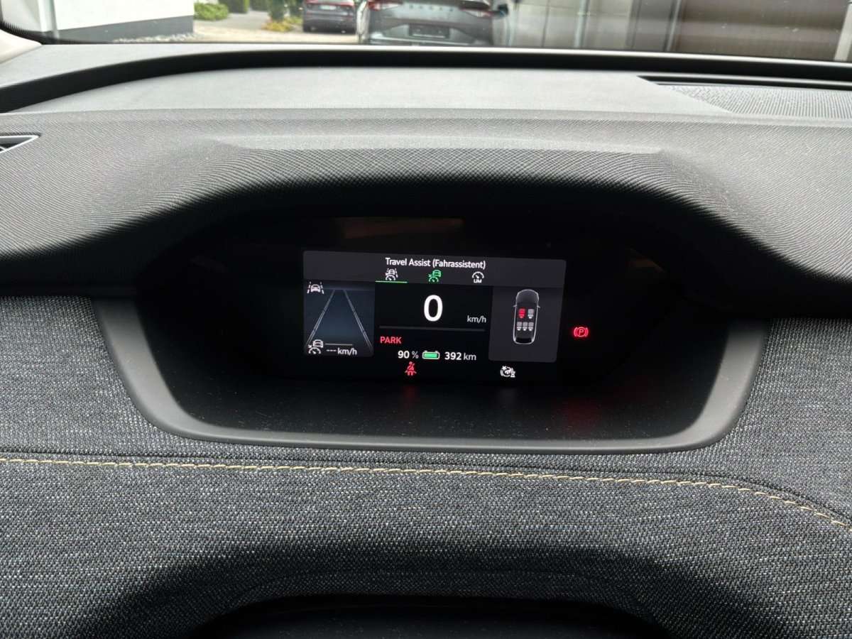 Fahrzeugbild eines Skoda ELROQ