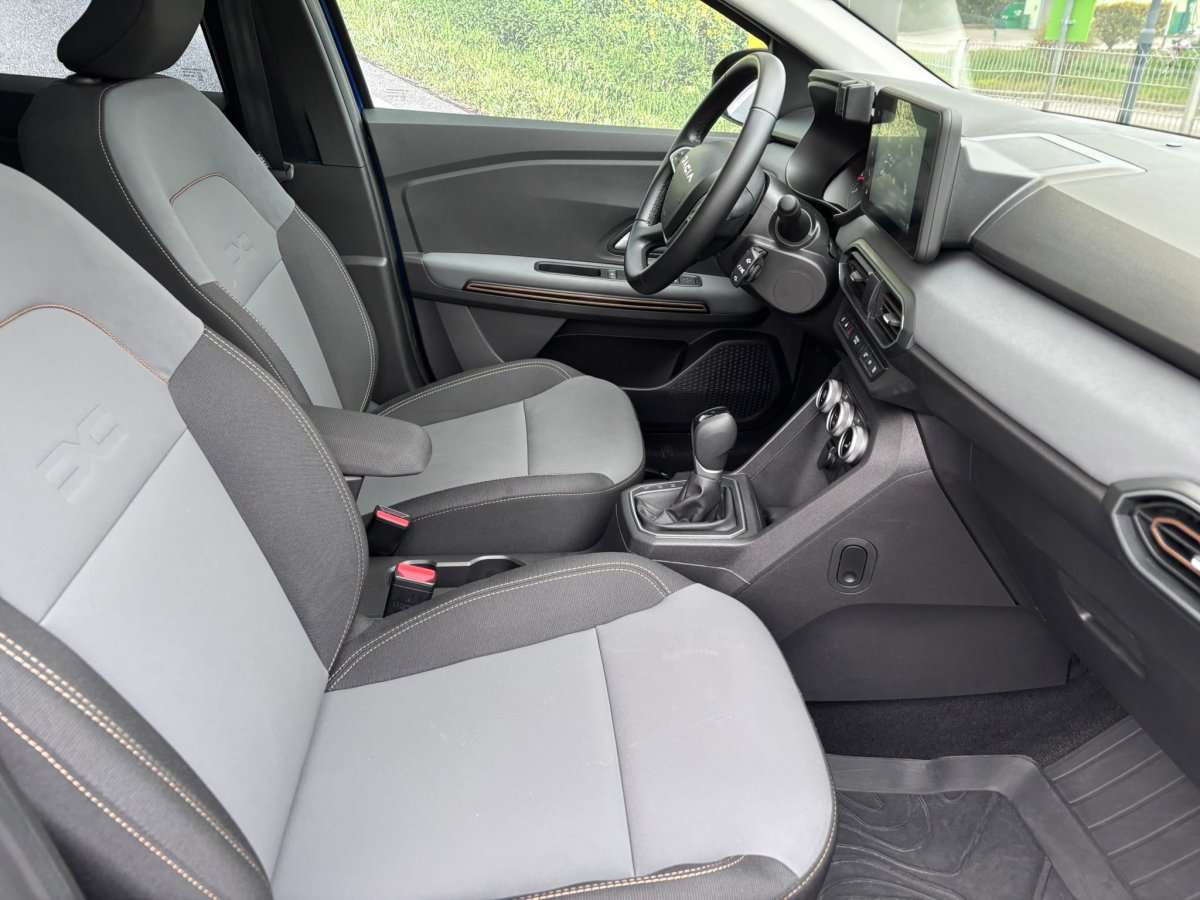 Fahrzeugbild eines Dacia Sandero
