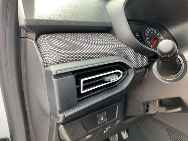 Fahrzeugbild eines Dacia Jogger