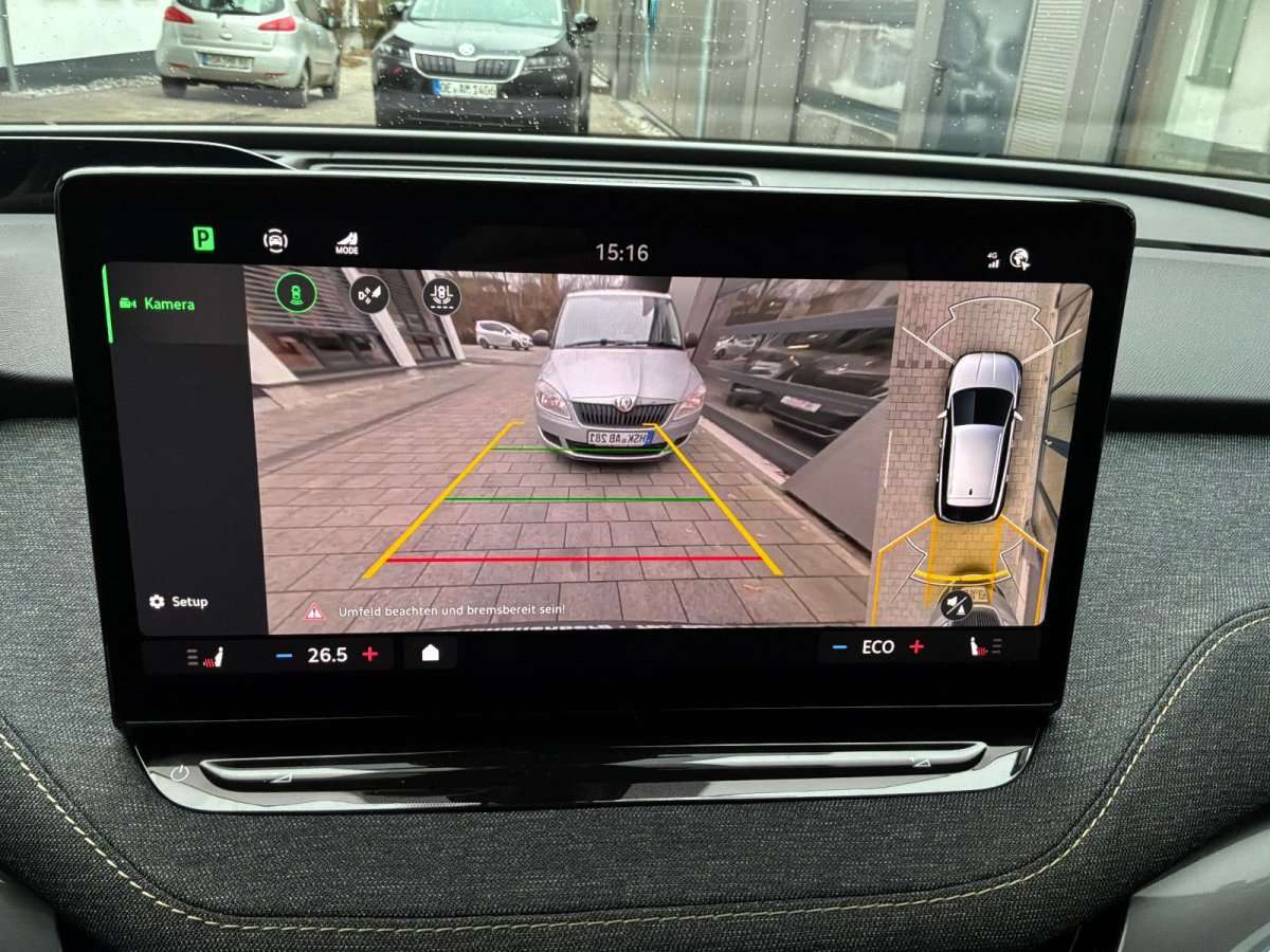 Fahrzeugbild eines Skoda ELROQ