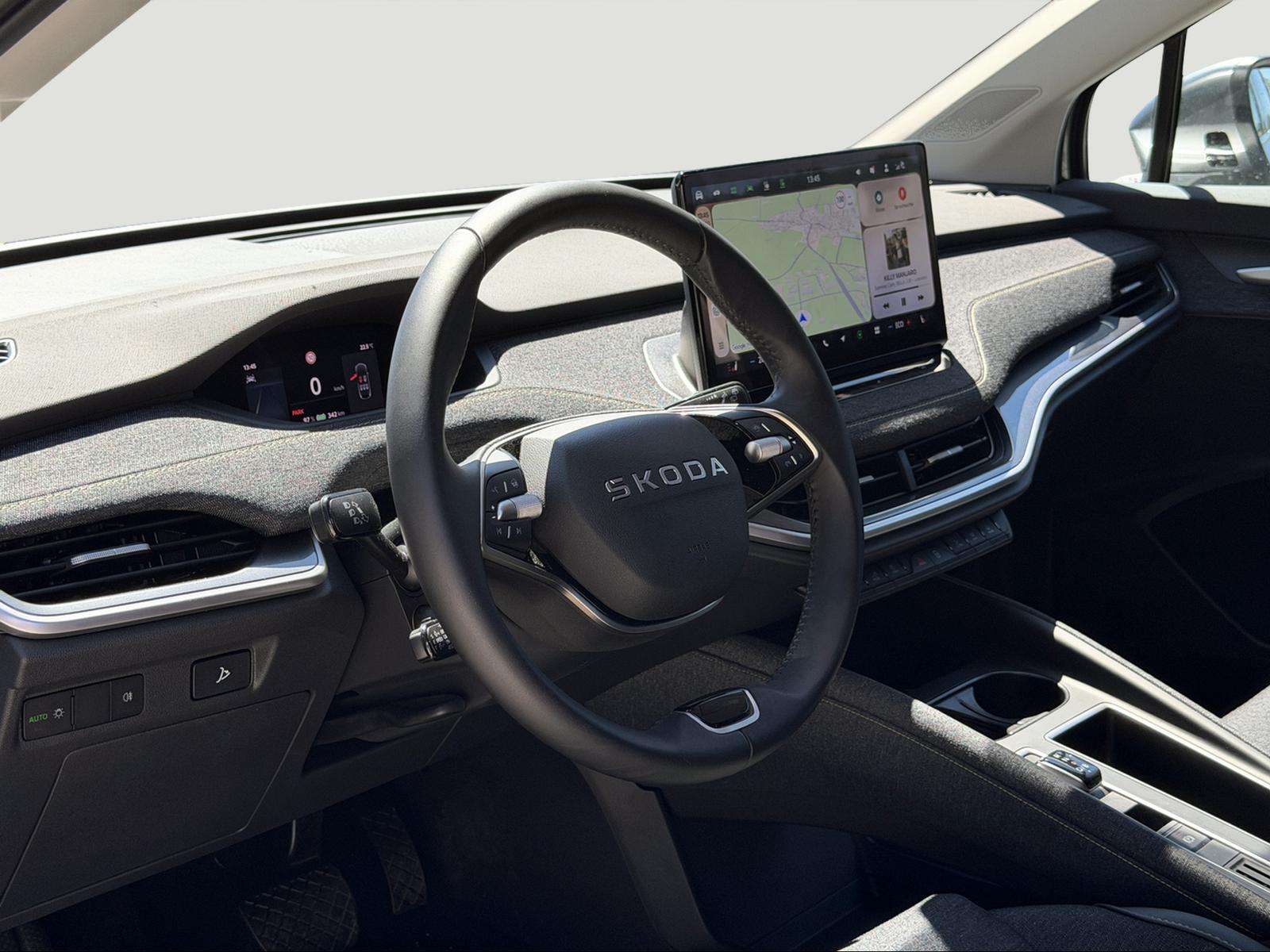Fahrzeugbild eines Skoda ELROQ