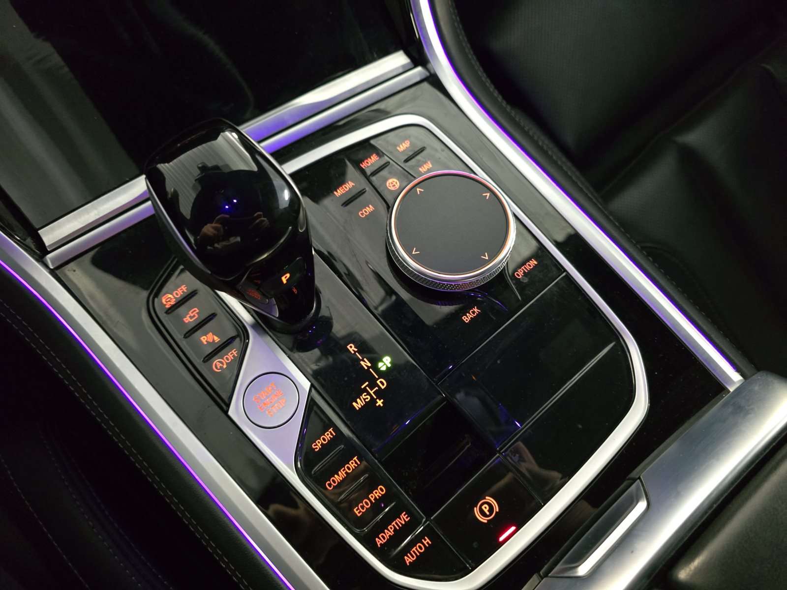 Fahrzeugbild eines BMW 8er-Reihe