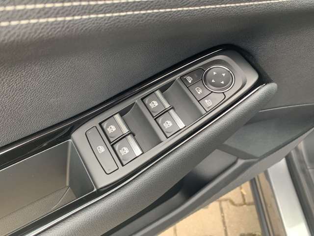Fahrzeugbild eines Renault Austral