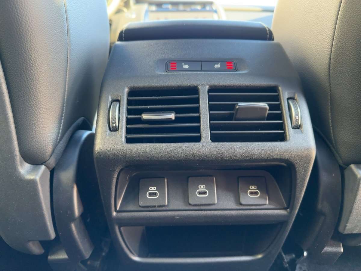 Fahrzeugbild eines Jaguar E-PACE