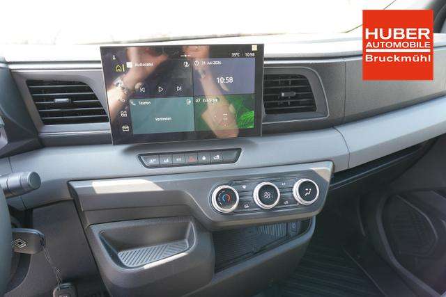 Fahrzeugbild eines Renault Master