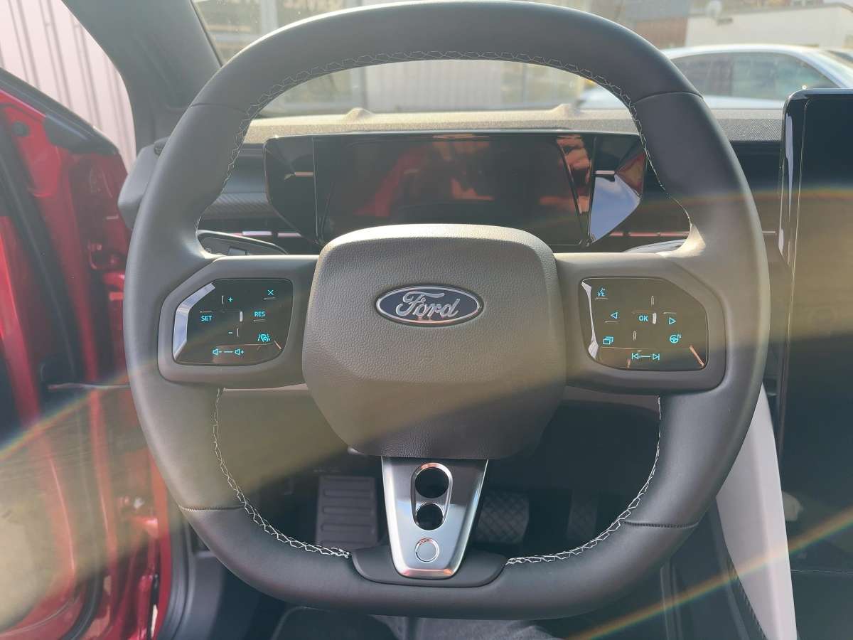 Fahrzeugbild eines Ford Capri