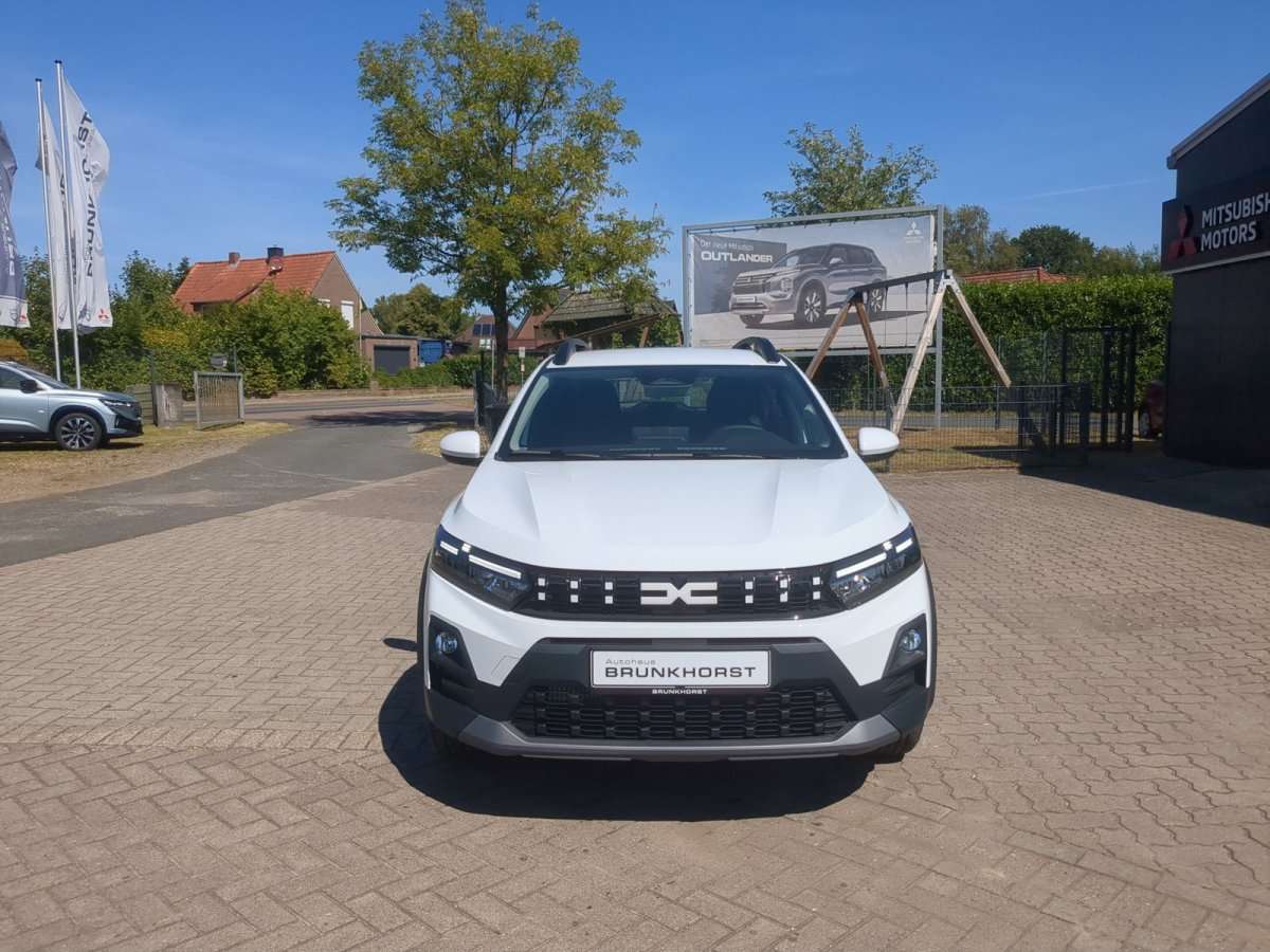 Fahrzeugbild eines Dacia Sandero