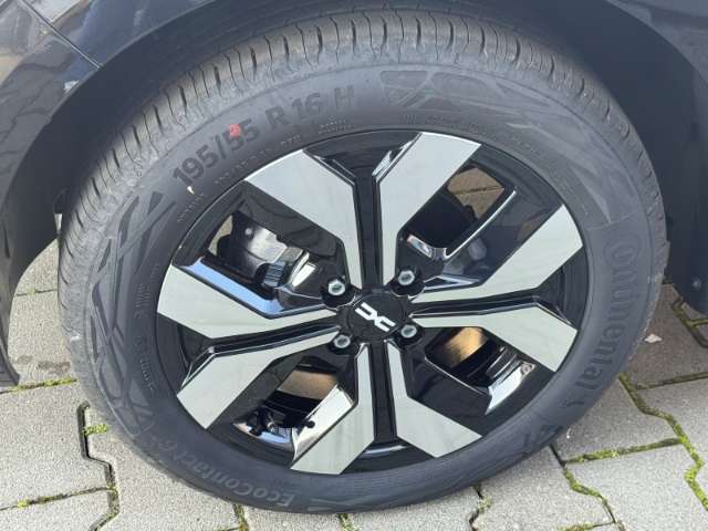 Fahrzeugbild eines Dacia Sandero