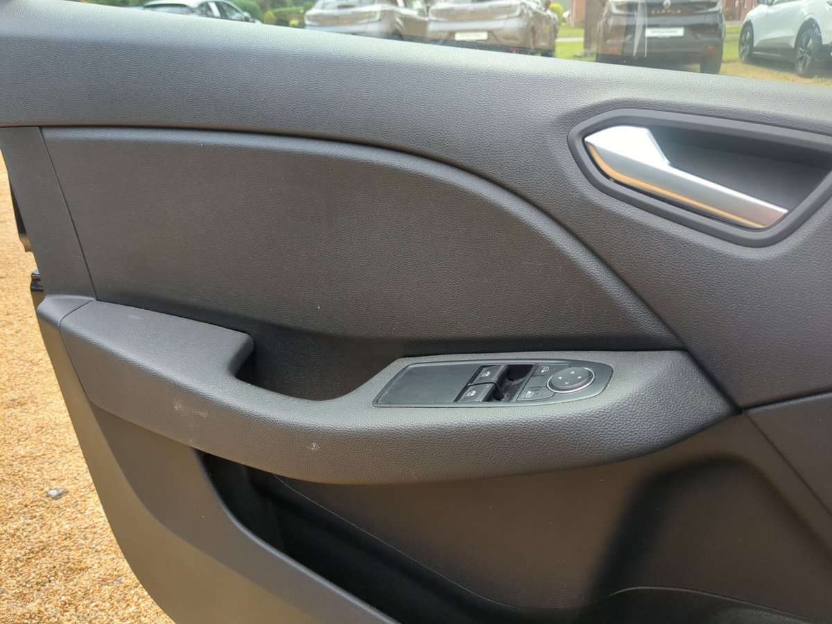 Fahrzeugbild eines Renault Clio