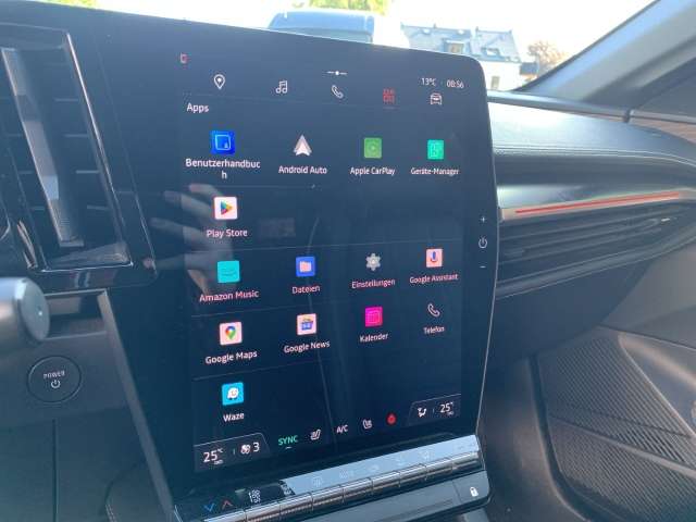 Fahrzeugbild eines Renault Megane E-TECH