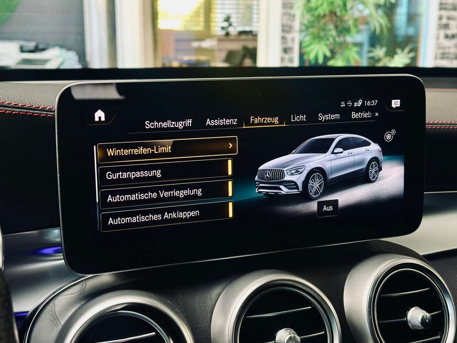 Fahrzeugbild eines Mercedes-Benz GLC