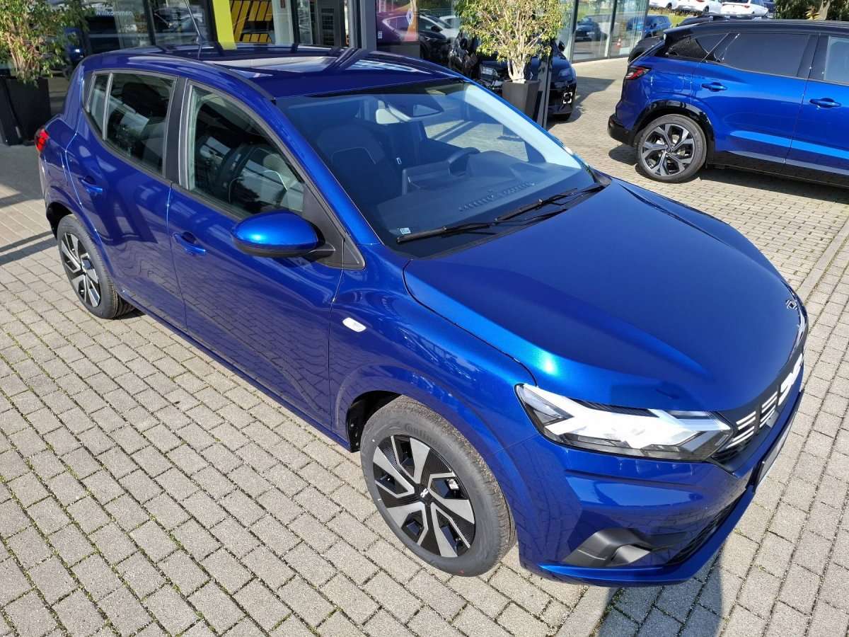 Fahrzeugbild eines Dacia Sandero