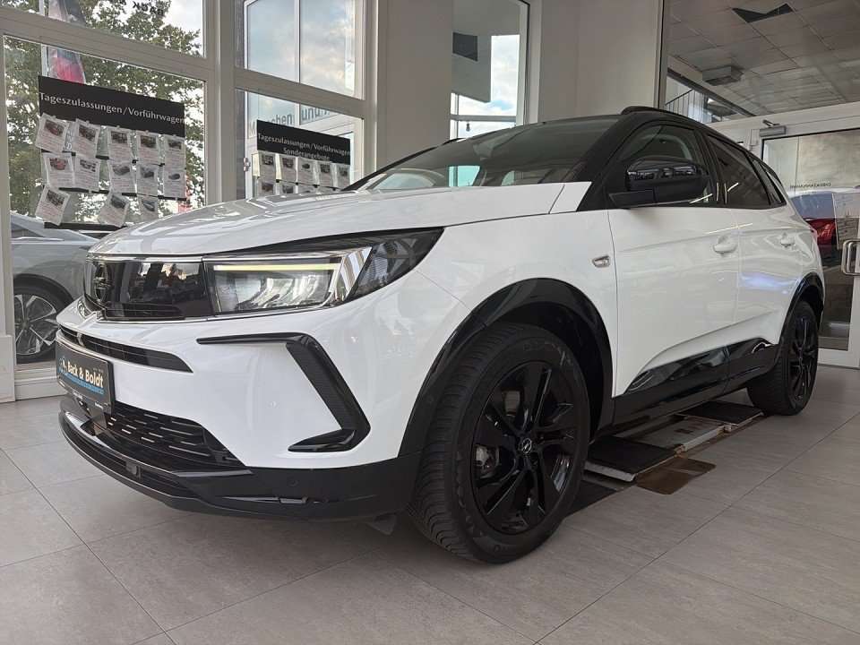 Fahrzeugbild eines Opel Grandland X