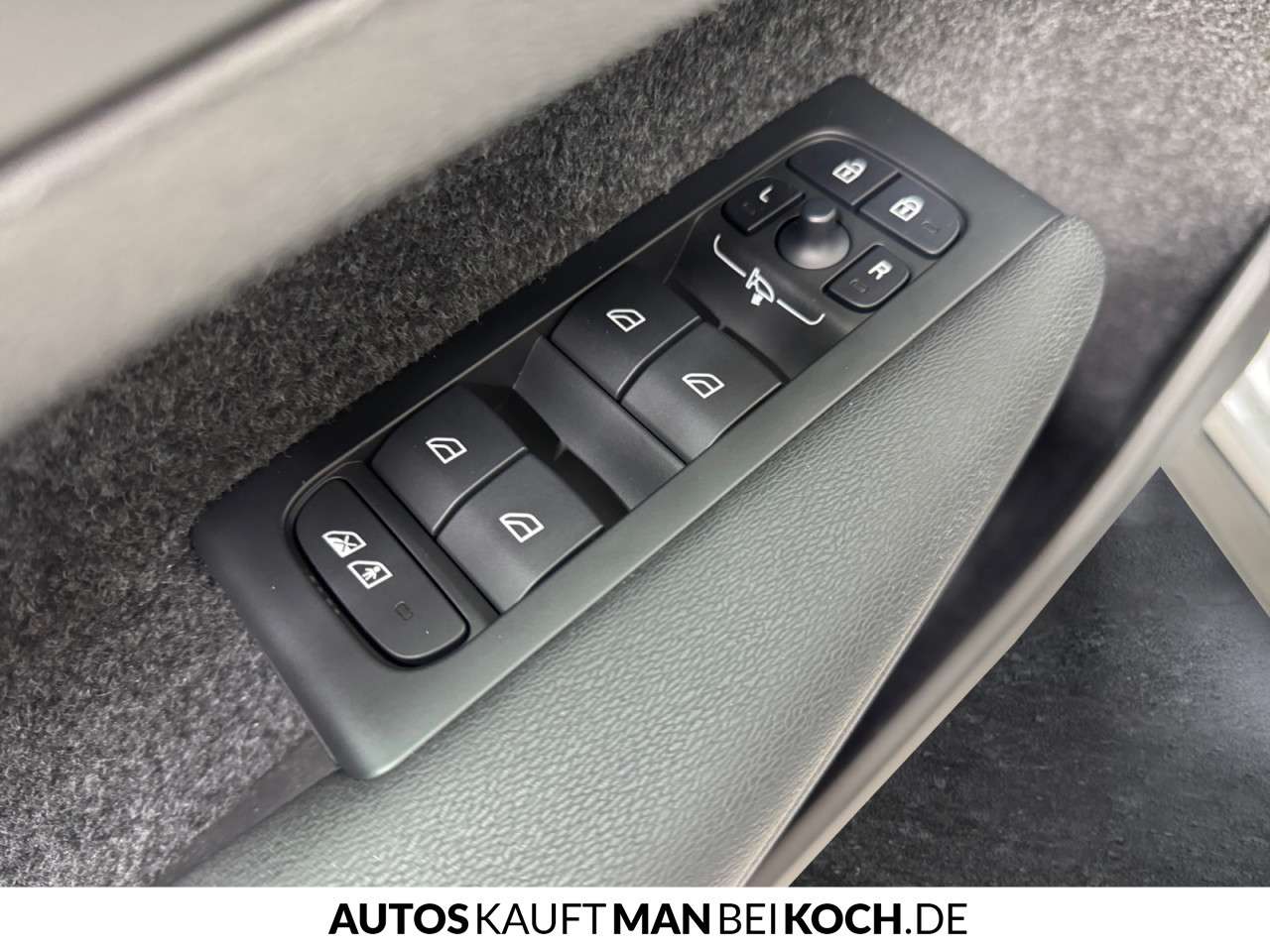 Fahrzeugbild eines Volvo XC40