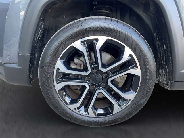 Fahrzeugbild eines Jeep Compass