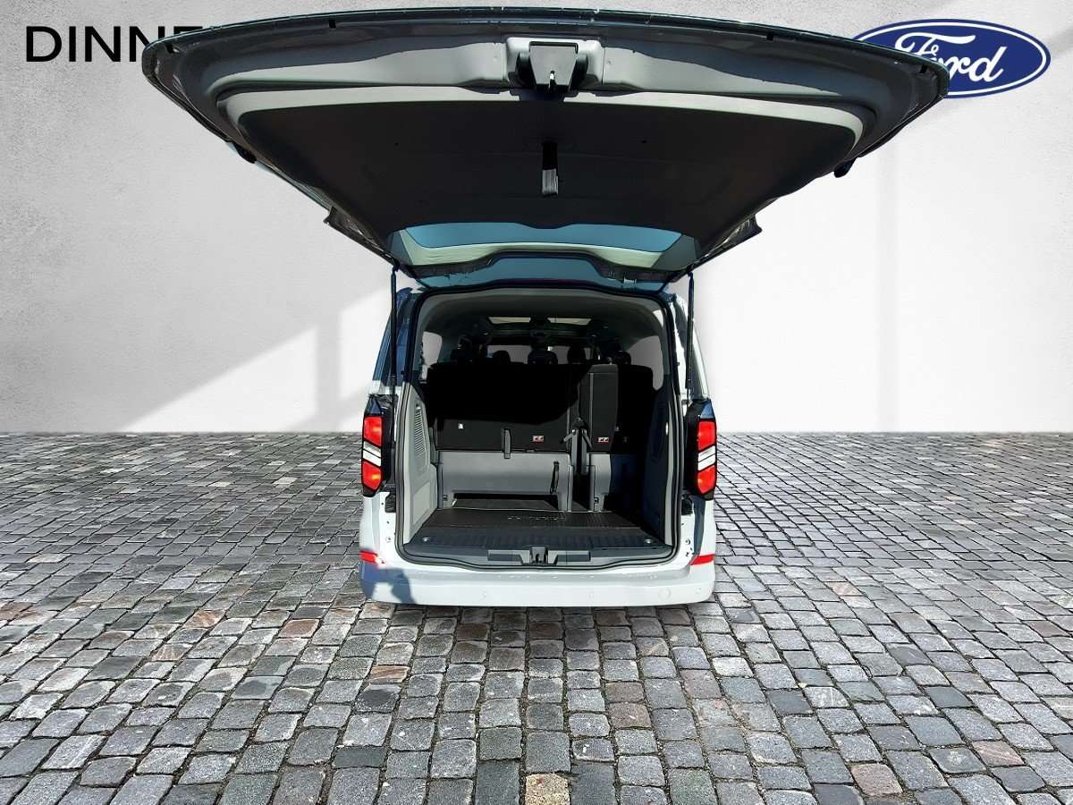 Fahrzeugbild eines Ford Tourneo Custom